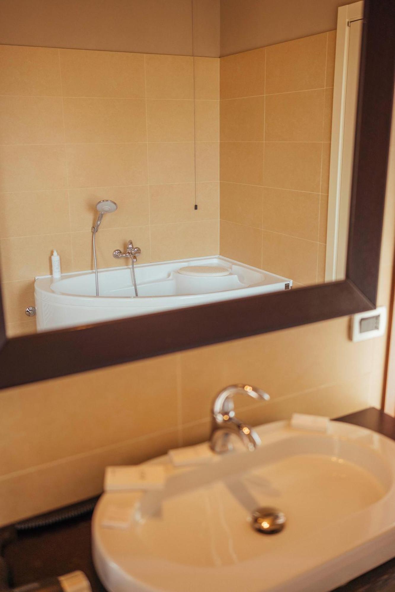 Hotel Palazzo Paradiso Meduna di Livenza Εξωτερικό φωτογραφία